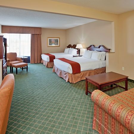 Holiday Inn Express Hotel & Suites Cape Girardeau I-55, An Ihg Hotel חדר תמונה