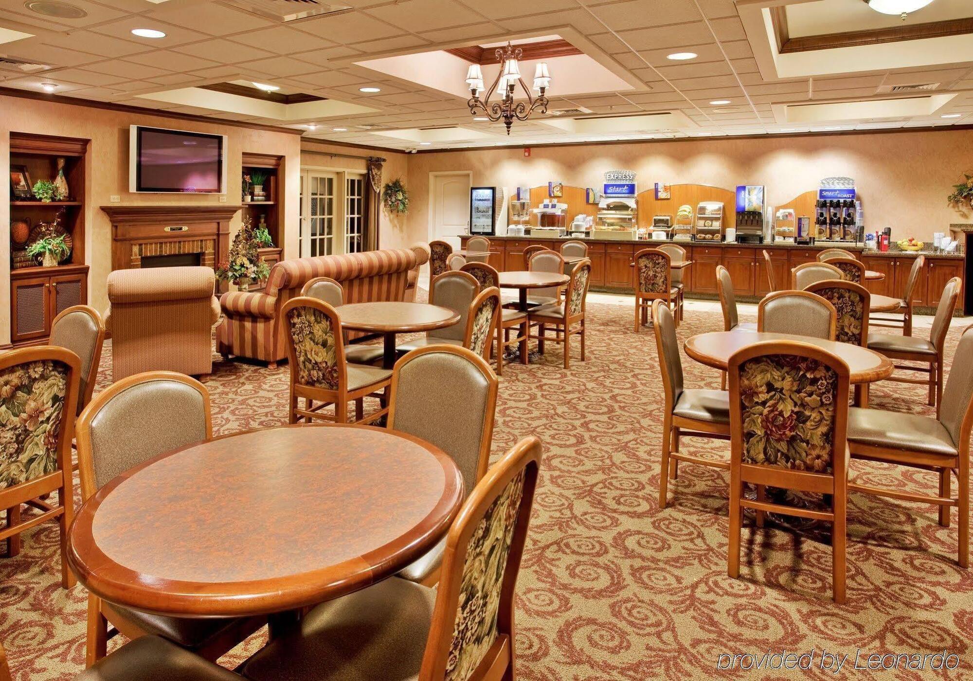 Holiday Inn Express Hotel & Suites Cape Girardeau I-55, An Ihg Hotel מראה חיצוני תמונה